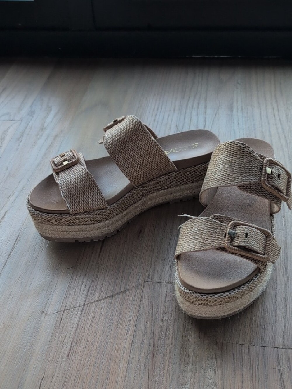 Soda Beige Tan Woven Double-Buckle Platform Espadrilles Size 7.5